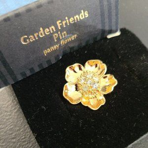 Vintage 1995 AVON Garden Friends PANSY FLOWER PIN Goldtone Rhinestone Floral